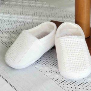 Zapato calado para bebé